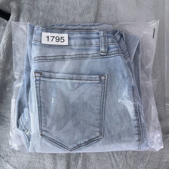 Rewash Jeans Womens Size W29 Slim Straight Distressed Light Wash Button Fly Blue - Picture 11 of 11